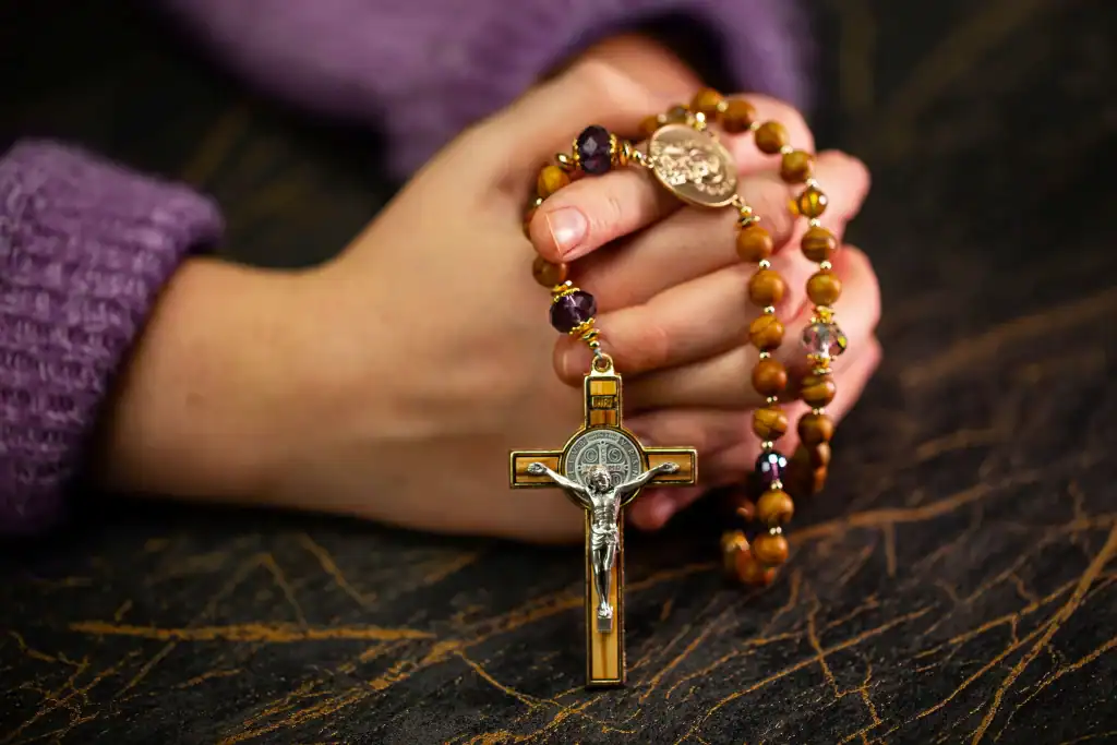 "20 Minute Challenge" of Praying the Rosary